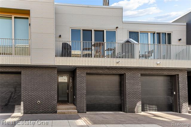 front view picture of 2837 Brush Street, West Bloomfield, MI. 48322