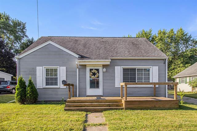 front view picture of 207 Kellogg Street, Battle Creek, MI. 49037