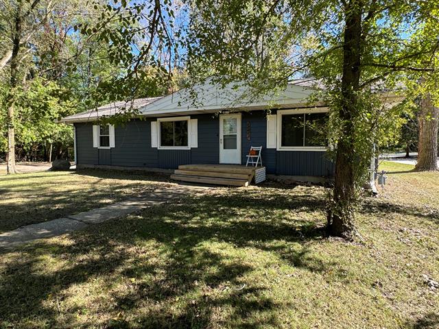 front view picture of 13067 Red Arrow Highway, Sawyer, MI. 49125