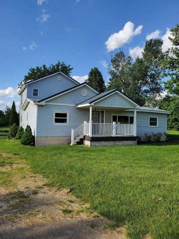 front view picture of 18664 Bradstreet Road, Hudson, MI. 49247