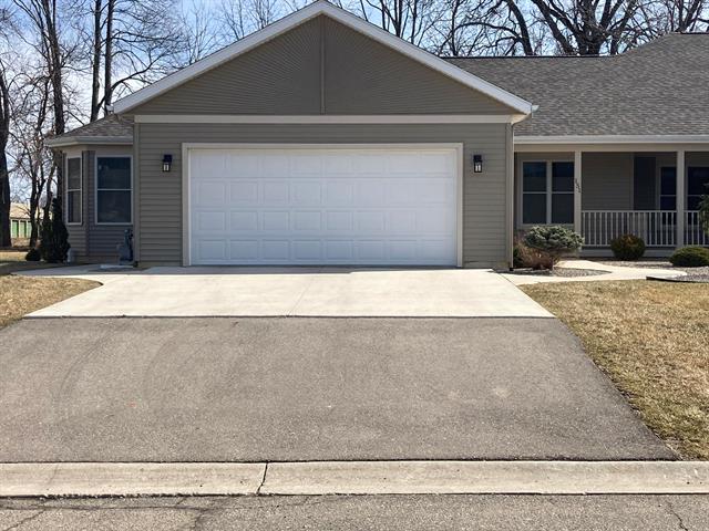 front view picture of 151 Oakwood Drive, Coldwater, MI. 49036