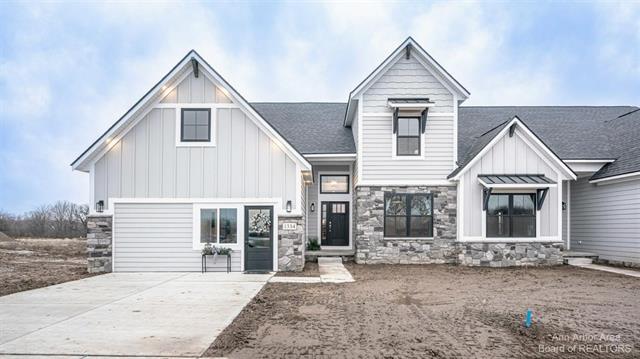 front view picture of 7082 Black Cherry Lane, Saline, MI. 48176