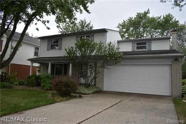 front view picture of 519 N Manitou Ave, Clawson, MI. 48017