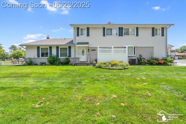 front view picture of 30334 Windsor, Rockwood, MI. 48173