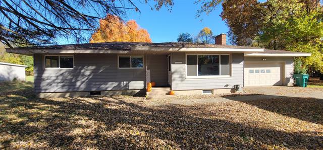 front view picture of 56361 Griffith Road, Three Rivers, MI. 49093