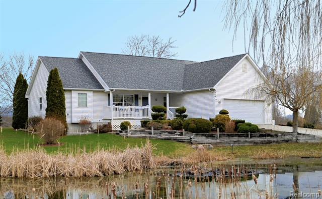 front view picture of 4404 W Baldwin Road, Grand Blanc, MI. 48439
