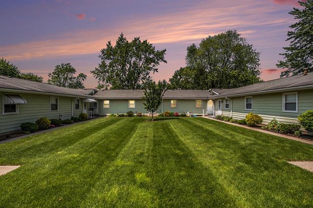 front view picture of 880 Andover Court Se, Grand Rapids, MI. 49508