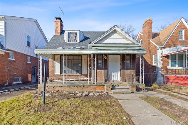front view picture of 14903 Tracey Street, Detroit, MI. 48227