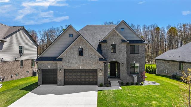 front view picture of 53934 Lawson Creek, Shelby Township, MI. 48316