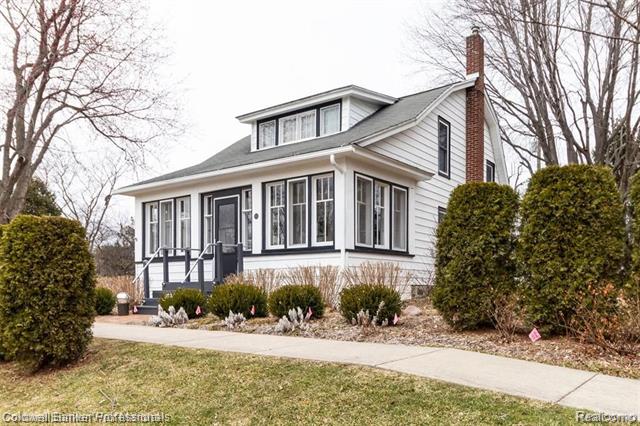 front view picture of 153 1St Street, Metamora, MI. 48455