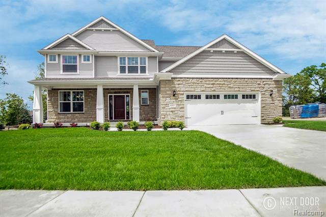 front view picture of 135 Barnsley Drive (Dells #23), Howell, MI. 48843