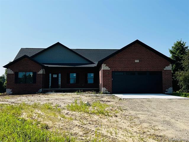 front view picture of 5580 Reynolds Road, Imlay City, MI. 48412