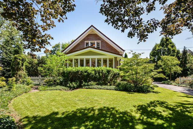 front view picture of 1121 Pauline Boulevard, Ann Arbor, MI. 48103