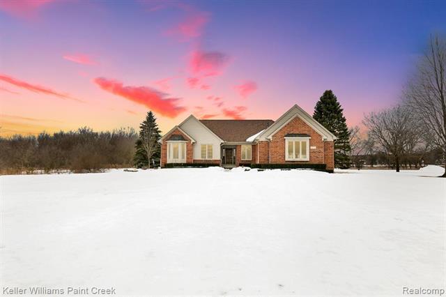 front view picture of 5570 Troika Trail, Dryden, MI. 48428