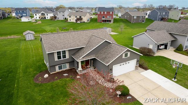 front view picture of 2494 Black Brook Drive, Zeeland, MI. 49464