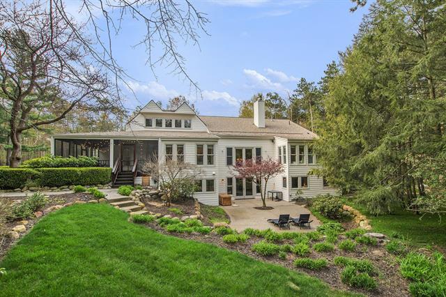 front view picture of 1813 Columbus Street, Holland, MI. 49424