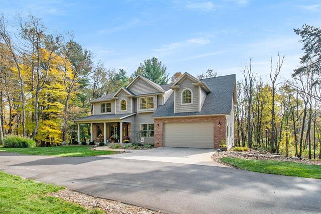 front view picture of 10407 Huckleberry Lane, Richland, MI. 49083