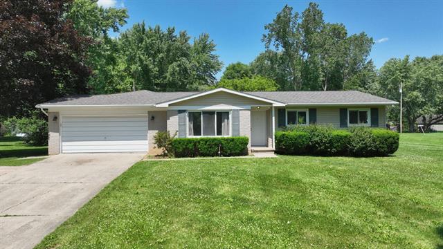 front view picture of 7106 Partridge Drive, Flushing, MI. 48433