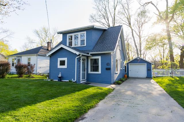 front view picture of 2824 S Park Street, Kalamazoo, MI. 49001