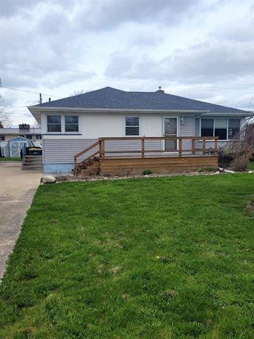front view picture of 2764 Sandra Court, Bay City, MI. 48708