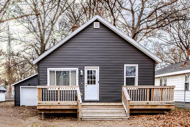 front view picture of 2907 Worden Street, Muskegon, MI. 49444