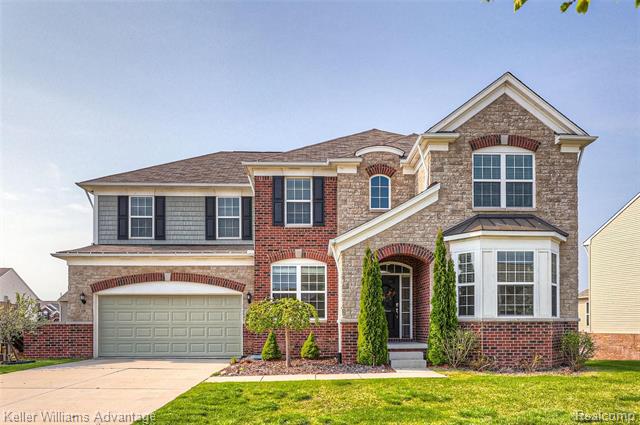 front view picture of 24956 Carriage Lane, South Lyon, MI. 48178