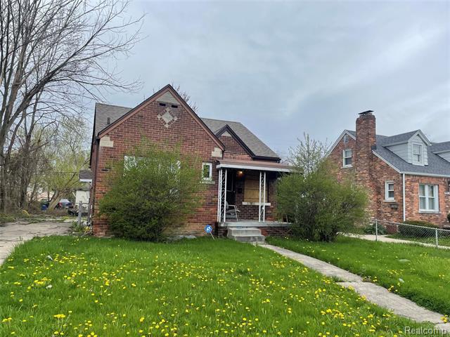 front view picture of 5095 Farmbrook Street, Detroit, MI. 48224