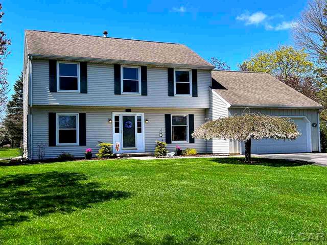 front view picture of 505 Meadowbrook Dr, Adrian, MI. 49221