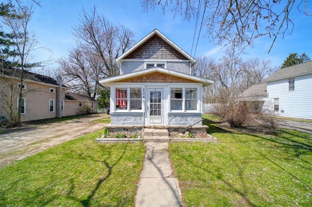 front view picture of 124 Broad Street, Brooklyn, MI. 49230
