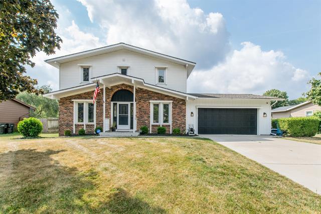 front view picture of 3050 Winesap Drive Ne, Grand Rapids, MI. 49525