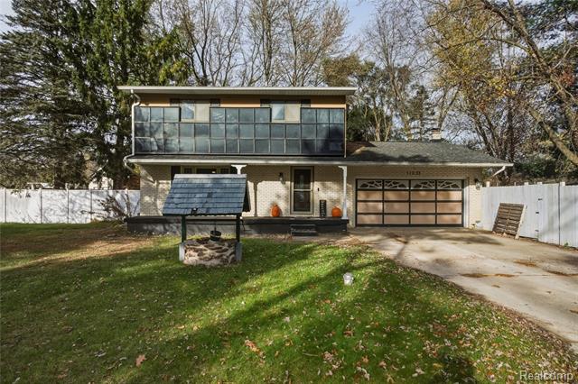 front view picture of 11033 Carr Road, Davison, MI. 48423