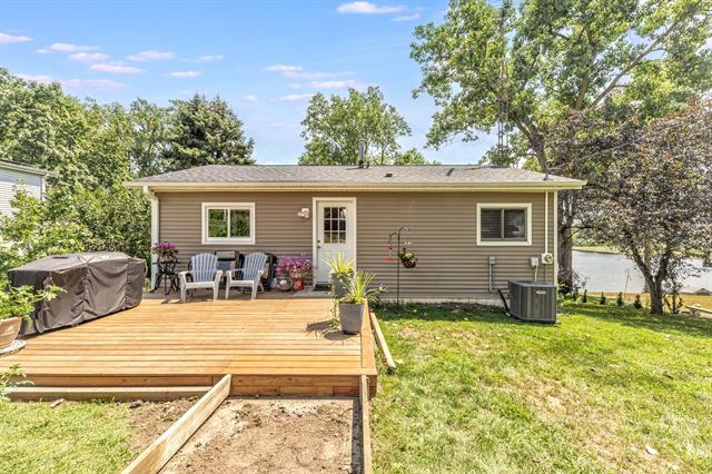front view picture of 529 Timber Lane, Brooklyn, MI. 49230