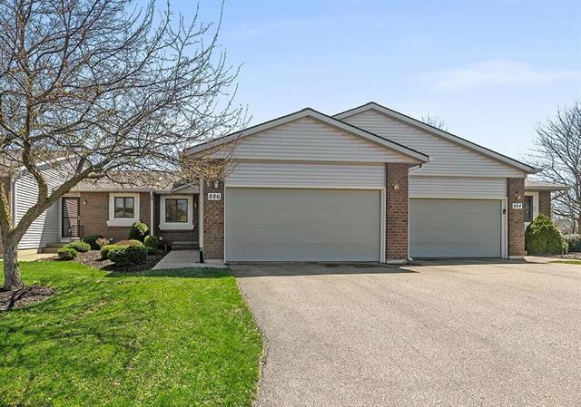 front view picture of 886 Creekridge Drive, Holland, MI. 49423