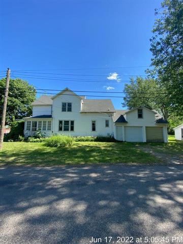front view picture of 125 Hoyt St., Owosso, MI. 48867