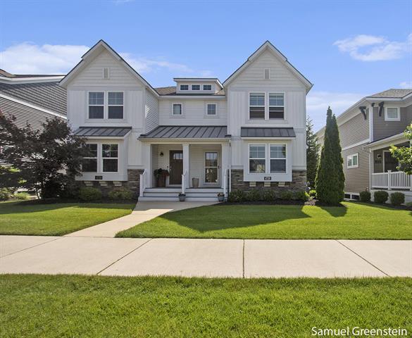 front view picture of 4728 Macatawa Legends Boulevard, Holland, MI. 49424