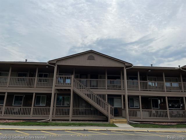 front view picture of 163 Hanover, Marine City, MI. 48039