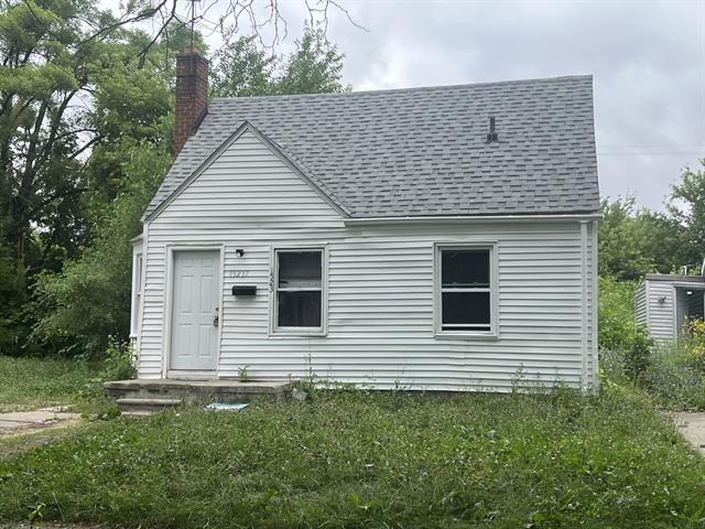 front view picture of 15237 E State Fair, Detroit, MI. 48205