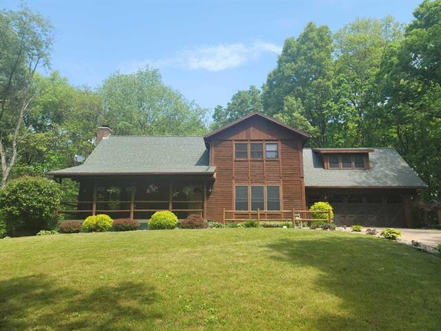 front view picture of 117 Old Lantern Trail, Battle Creek, MI. 49017