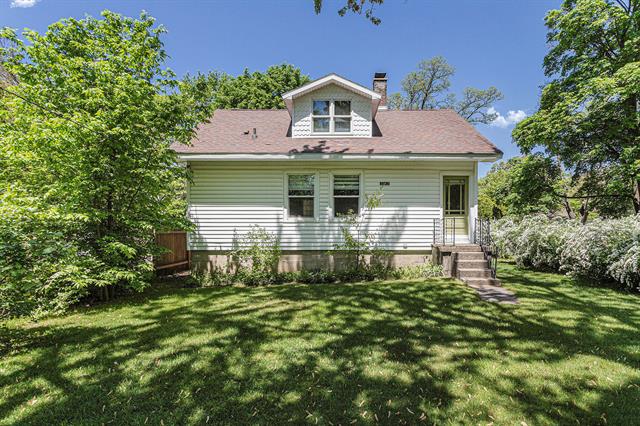 front view picture of 2143 W Glenlord Road, Stevensville, MI. 49127