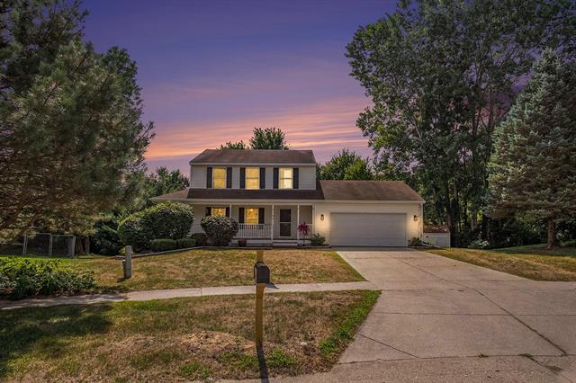 front view picture of 2142 Belmont Farms Circle Ne, Belmont, MI. 49306