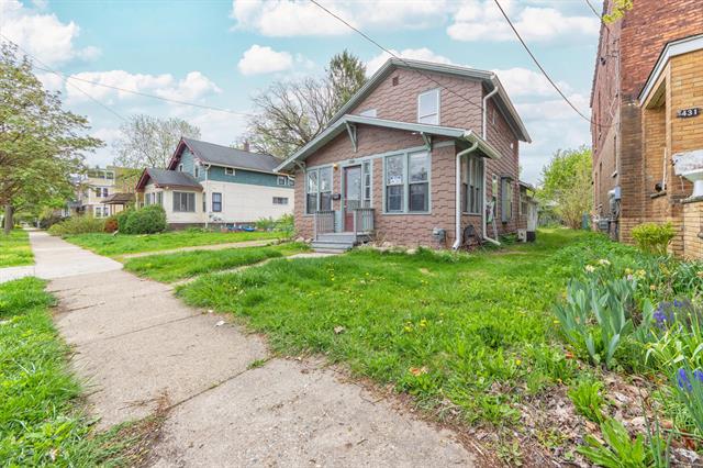 front view picture of 429 W Dutton Street, Kalamazoo, MI. 49007