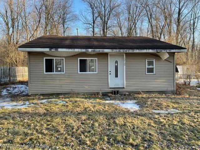 front view picture of 12148 Lime Kiln, South Lyon, MI. 48178