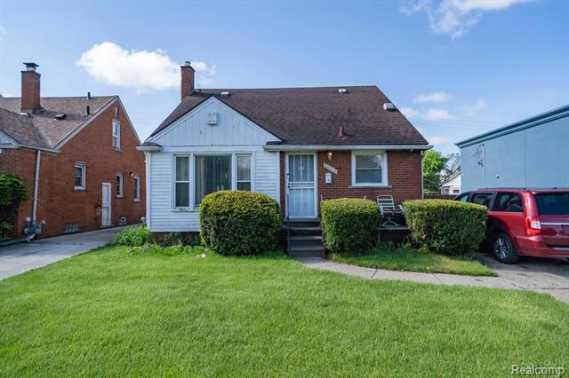 front view picture of 14112 Houston Whittier Street, Detroit, MI. 48205
