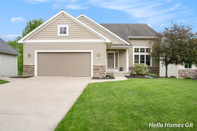 front view picture of 535 N Creek Drive, Rockford, MI. 49341