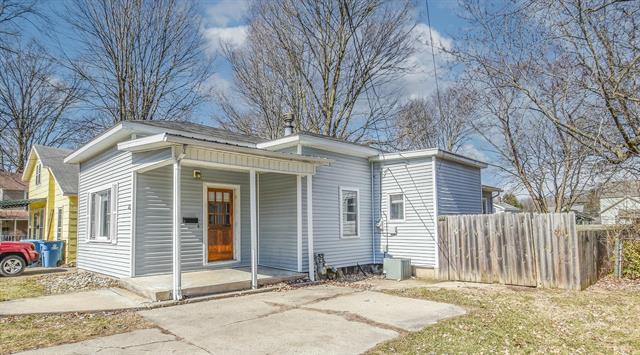 front view picture of 40 W Alden Street, Coldwater, MI. 49036