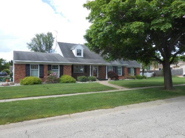 front view picture of 730 Birchwood Dr, Flushing, MI. 48433
