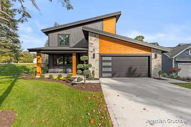 front view picture of 2794 Dunnigan Avenue Ne, Grand Rapids, MI. 49525