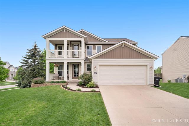 front view picture of 1001 Cobblestone Way Drive Se, Byron Center, MI. 49315