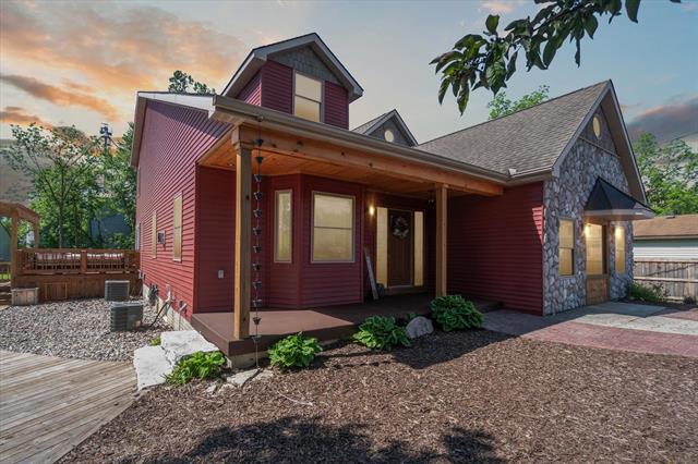 front view picture of 210 E Mcneil, Corunna, MI. 48817
