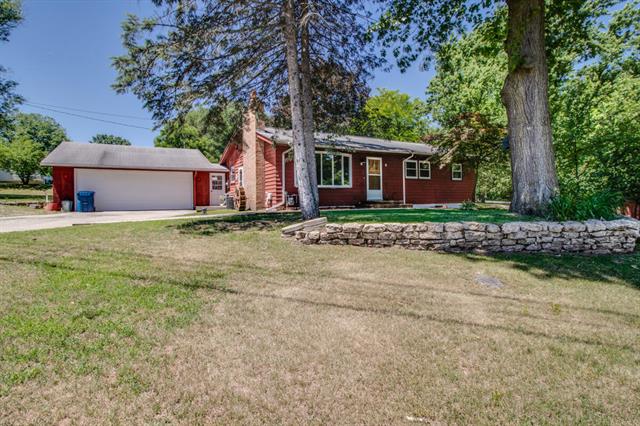 front view picture of 311 Alton Avenue, Battle Creek, MI. 49017